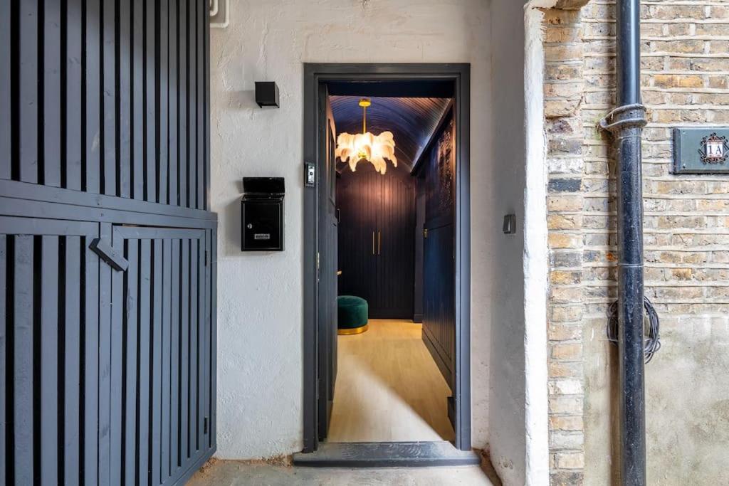 1Lsr - High-End Luxury 2 Bed Designer Apartment ลอนดอน ภายนอก รูปภาพ